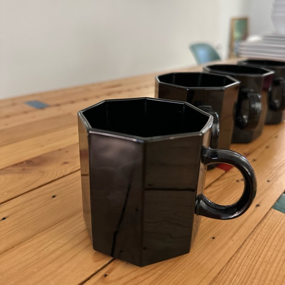 Vintage Black Glass Octime Octagon Coffee Mugs - Picture 4 of 9